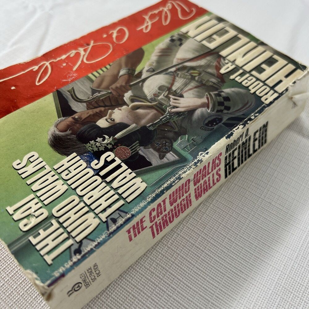 The Cat Who Walks Through Walls - Heinlein - PB - Vintage - 1986